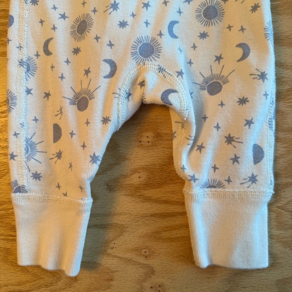 Hanna Andersson Pajamas Sleeper Moon and Stars Celestial Light Blue White 0-3m - Picture 6 of 7